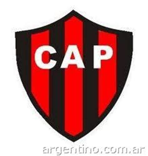 *2 pes original team uniforms, team names, emblems and players. Club Atlético Patronato de la Juventud Católica