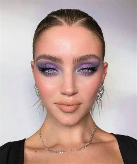 The Pastel Makeup Trend Is Alive And Well This Winter In 2020 Pastel