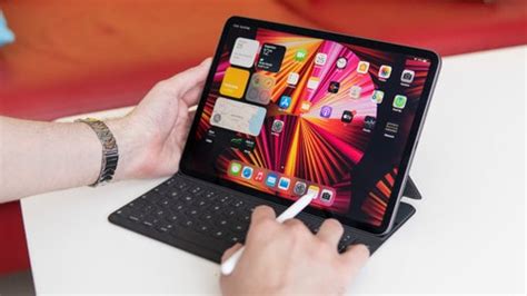 Apple Ipad Pro 2021 Release Date Price Features And News Phonearena