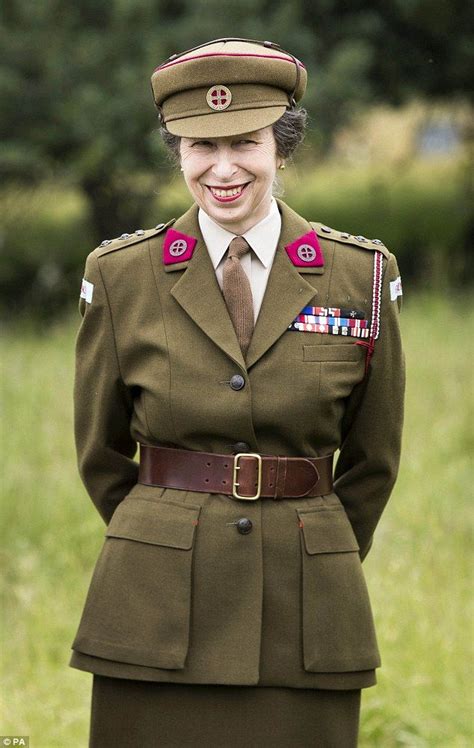 Princess Anne dons military uniform to visit Yorkshire Sculpture Park | Princess anne, Royal ...
