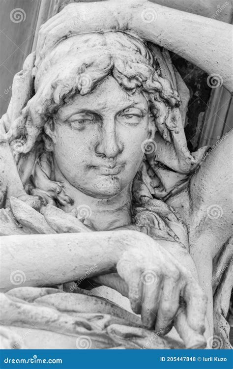 Cassandra Kassandra Alexandra Was A Trojan Priestess Of Apollo In Greek Mythology She Was