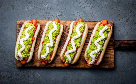 La Journee Du “completo” Hot Dog Un Des Plats Preferes Des Chiliens