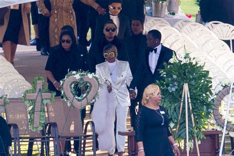Kim Porter Funeral Diddy More Stars Pay Tribute In Georgia Us Weekly