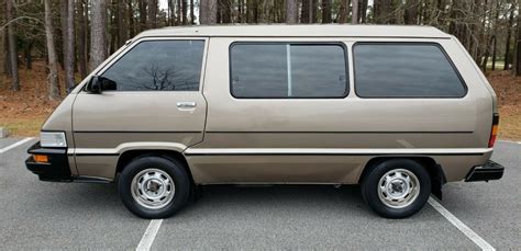 1987 Toyota Van Wagon Hard To Find And Mint Condition 1 Owner Low