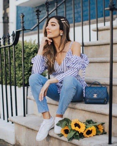 Outfits With Blue Jeans 30 Ways To Wear Womens Blue Jeans