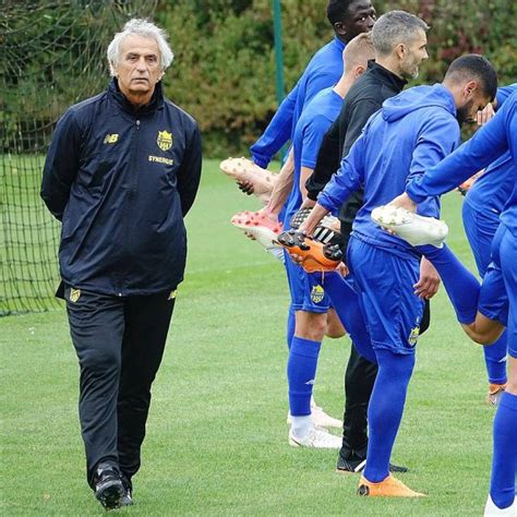 Fc Nantes Vahid Halilhodzic Sur Le Champ LÉquipe