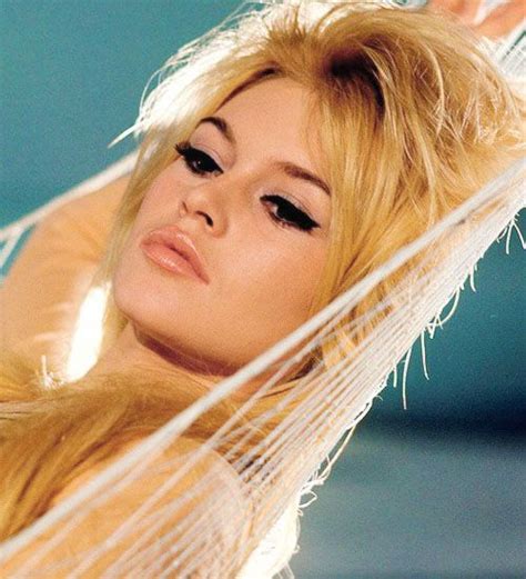Eyeliner Perfection Brigitte Bardot C 1968 Brigitte Bardot Bardot