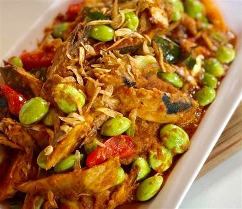 Pipit susiani cocok di sebelahin sama sayur bening, buka puasa makin nikmat, alhamdulillah Pindang Tongkol Balado : Pindang Tongkol Bumbu Rica Rica ...