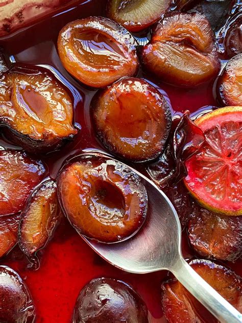 Oven Roasted Plums