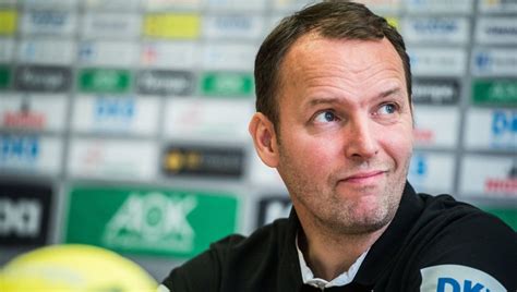 Jun 13, 2021 · beim stand von 21:19 (44.) nahm sigurdsson eine auszeit, doch sein team fand nicht mehr in die spur. Handball: Dagur Sigurdsson wird DHB-Team bei WM betreuen ...