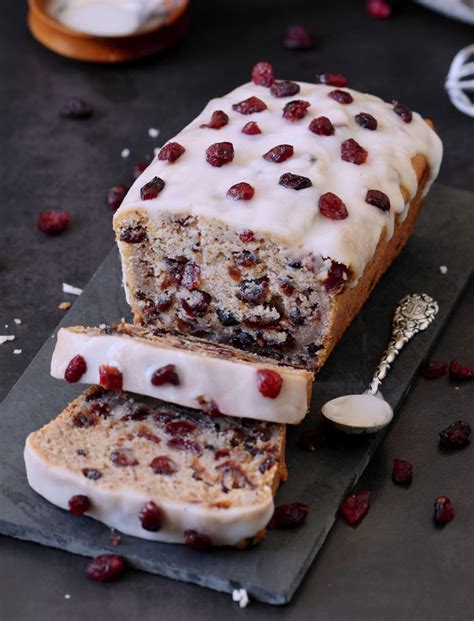Vegan lavender and vanilla cake. Soft Cranberry Loaf Cake with a low-calorie sugar-free frosting which is perfect for the holiday ...