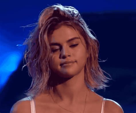 Selena Gomez Officially Announced To Perform At Amas On Nov 24th
