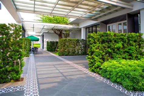 Why Incorporate Biophilia Into Corridors And Walkways Commercial Silk