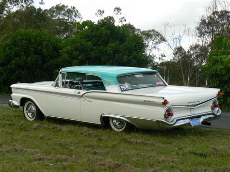 Watch as the roof is raised on this 1959 ford fairlane galaxie 500 skyliner convertible, one of the coolest engineering features ever developed by ford. 1959 Ford Fairlane 500 galaxie - Krakka - Shannons Club