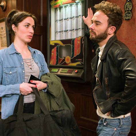 Coronation Streets Julia Goulding Signs New Deal To Remain On The