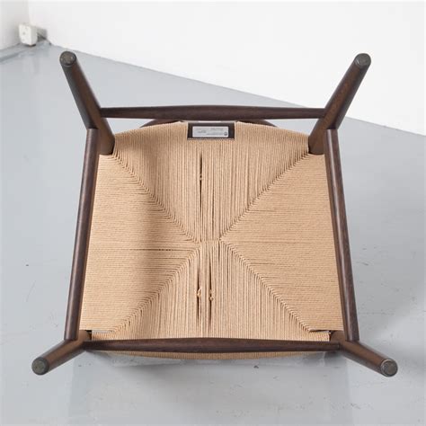Ch24 Wishbone Chair Hans J Wegner Walnut ⋆ Neef Louis Design Amsterdam
