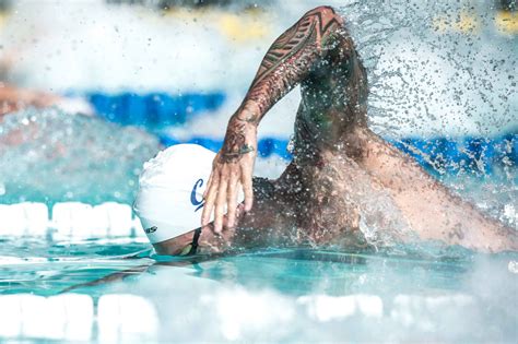 Swim Technique - Keep Your Elbows Pointing Forward