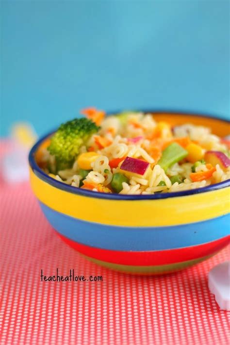 You can serve la moderna pasta to children and arrange the letters to help them learn . Alphabet Rainbow Pasta Salad | Alphabet pasta, Rainbow ...