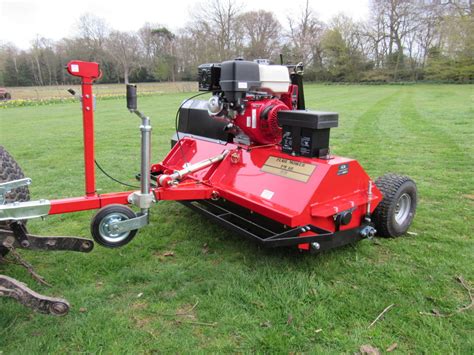 The Sch Fm48 Is A Powerful Towed Long Grass Cutter With A Working