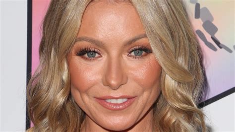 Kelly Ripa And Mark Consuelos Get Roasted For First Live Show Together