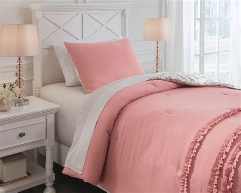 Signature Design By Ashley® Avaleigh Gray Pink White Comforter Set Q70200 Sides Furniture