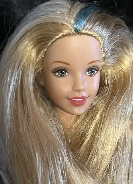 BLONDE HAIR BLUE Highlights Barbie Skipper Bendable Knees Nude For OOAK M PicClick