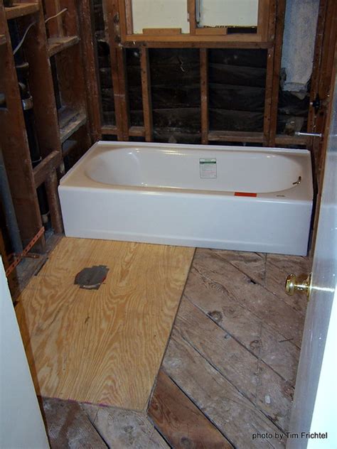 Bathroom subfloors are no different that any other subfloor, with the exception that bathrooms are usually smaller and must be able to withstand the weight of a bathtub. Install Subfloor In Bathroom : My Super Secret Way to ...