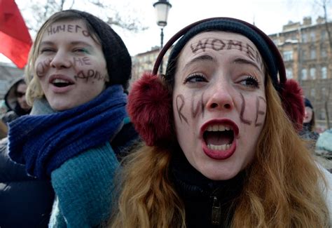 28 photos of women rallying around the globe on international women s day huffpost