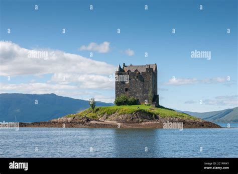 Castle Stalker Tower Loch Laich Scotland Stock Photo Alamy