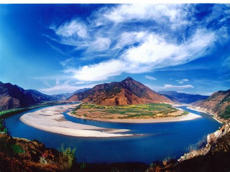 The Yangtze River A Case Study