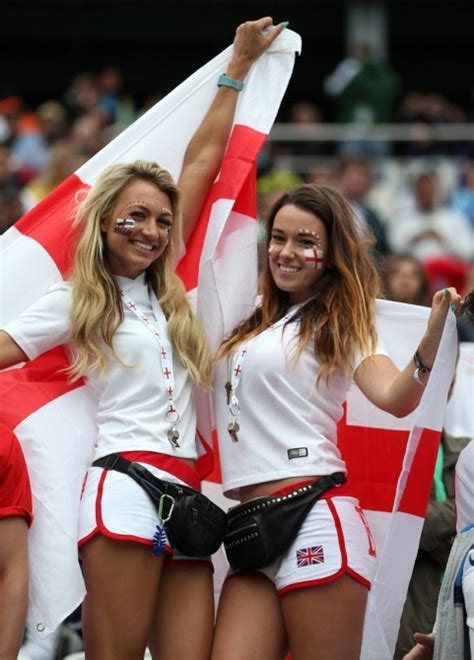 PHOTOS The Hottest Fans At The 2014 World Cup Slightly NSFW