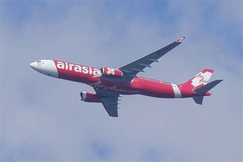 Flight kuala lumpur, malaysia to chennai, india. AirAsia to restart regular flights between Singapore and ...