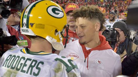 Aaron Rodgers Takes Playful Shot At Patrick Mahomes’s Brother Sports Illustrated