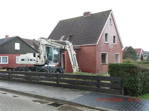 Frisch renovierte appartements für selbstversorger, die auch im urlaub gern selbst kochen möchten und eine zentrale lage zwischen strand und fußgängerzone suchen: Abriss von Fischers Haus Norderney | Haus an den Dünen