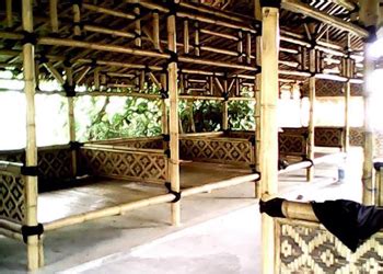 Jangan salah, bambu yang multifungsi dan. Inspirasi Desain Rumah Makan Lesehan Dari Bambu Paling ...