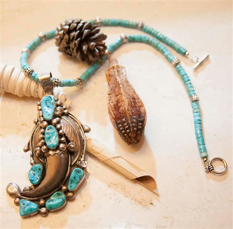 Native American Navajo Sterling Silver Turquoise Bear Claw Necklace T Of The Bear Claw
