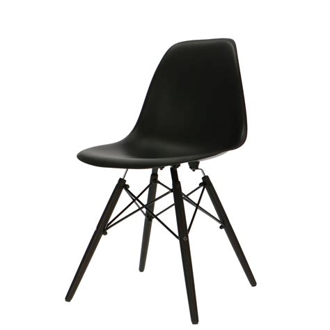 Eames dsw stuhl weiß und andere esszimmerstühle jetzt entdecken! Eames DSW-Stuhl in Schwarz mit dunklem Untergestell bei ...