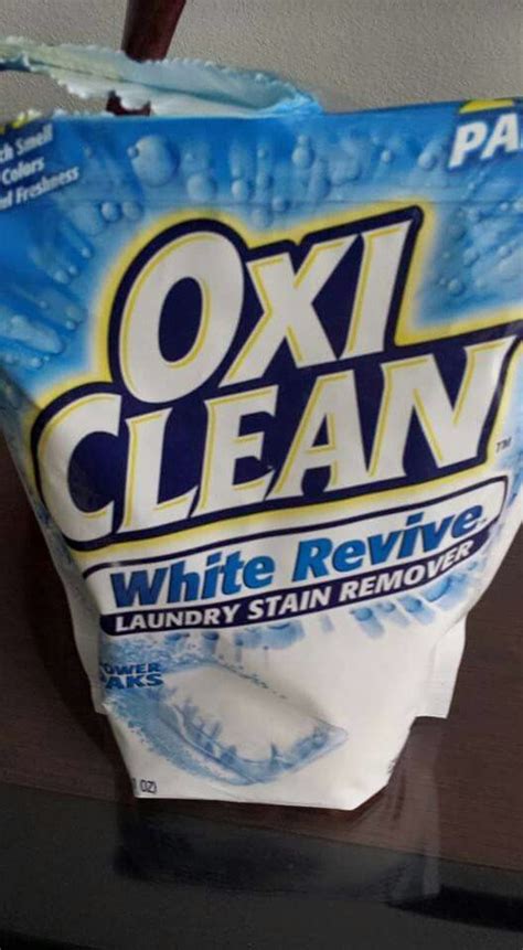 White vinegar is an easy and cheap deodorizer, which can also serve as a fabric softener, which makes it a good choice for using on fabrics, like stretchy gym gear, that shouldn't be washed with liquid fabric. White Uniform detergent/stain remover (With images ...