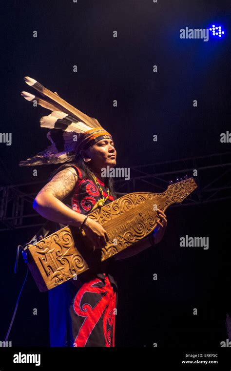 Singkawang Indonesia 30th May 2015 The Performance Music Sapek A
