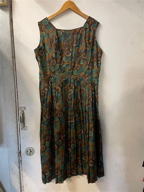1950s cotton day dress gem