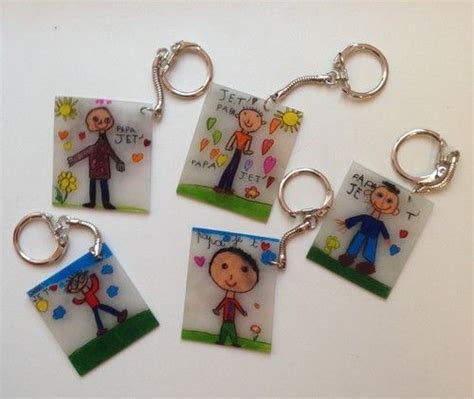 Tiendeo top nabízí za den otců. Schlüsselanhänger aus Schrumpfplastik (Bricolage Pour ...