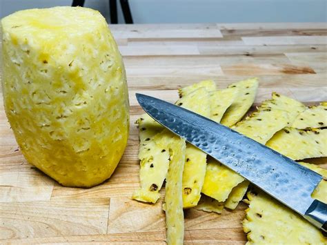 Clean A Pineapple The 123 Easy Way