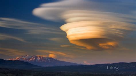 Free Download Lenticular Cloud Over Extinct Volcano At Sunset Patagonia