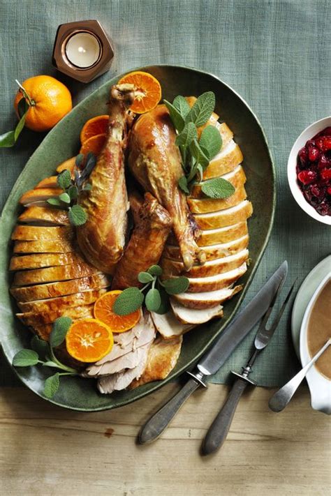 Here at magic kitchen, we've been selling restaurant quality meals since 2005. 20 Best Thanksgiving Turkey Recipes - Easy Roast Turkey ...