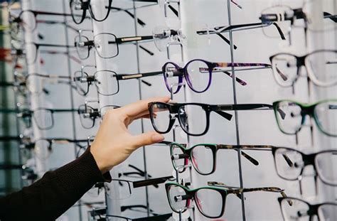 9 Tips To Select The Best Eyeglass Frames All About Vision