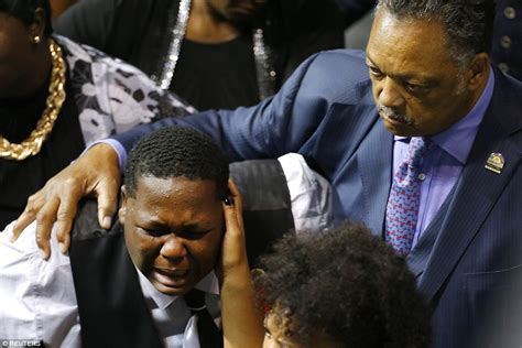 Alton Sterlings Grief Stricken Son Breaks Down At His Fathers Open