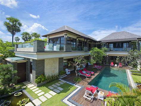 5 Bedroom Luxury Holiday Villa With Sunset And Ocean Views In Seminyak V156