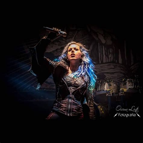 Alissa White Gluz 💙 Rbia Posted On Instagram “🤘💙 📸 Oscura