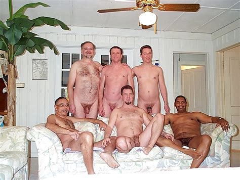 Amateur Nude Male Groups 34 Pics