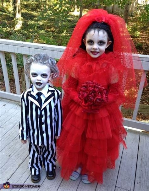 Posted on may 29, 2019may 28, 2019. Beetlejuice and Lydia - Halloween Costume Contest at ...